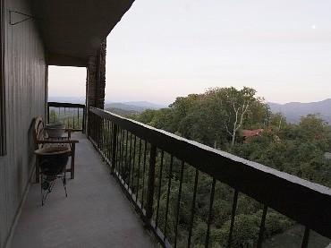 Caleb's Treehouse | Photo 14