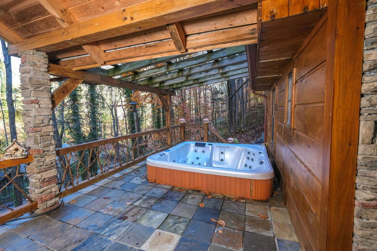 The Skinner's Cabin