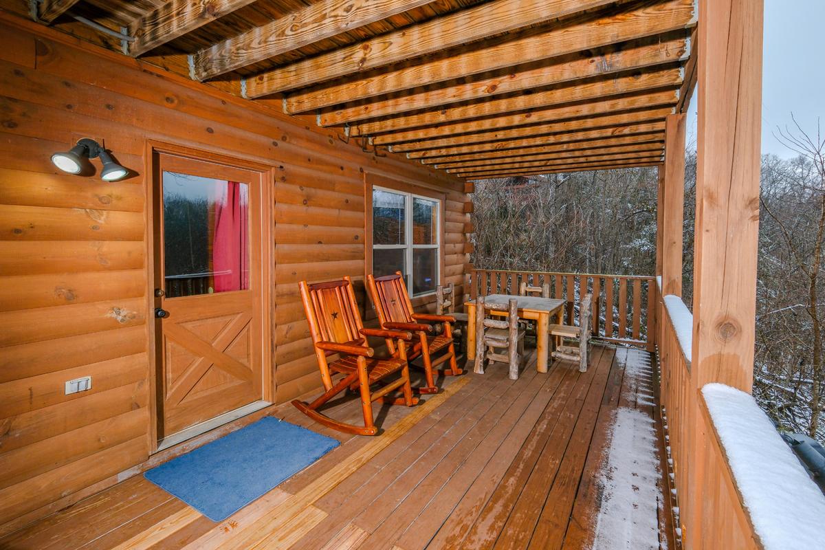 Luxury Theatre Cabin