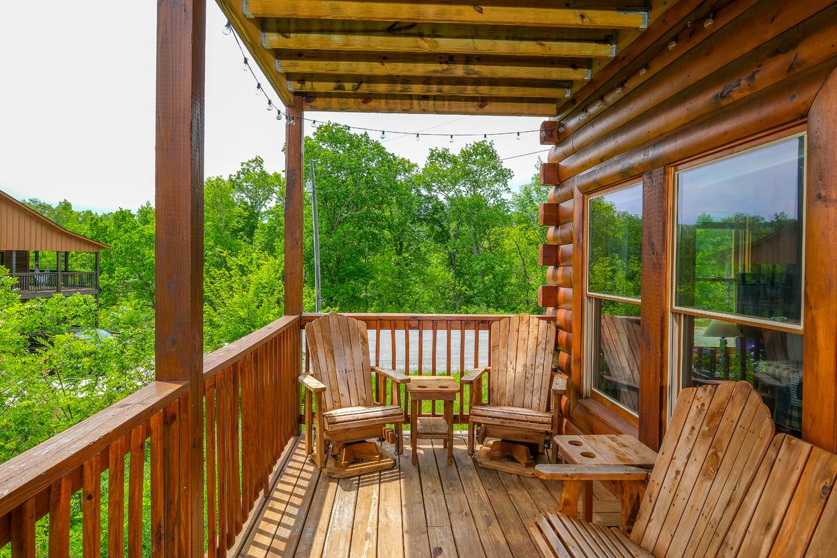 Smokey's Hideaway 
