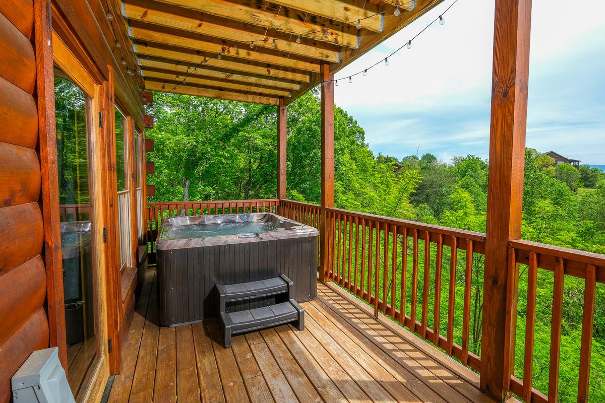 Smokey's Hideaway 