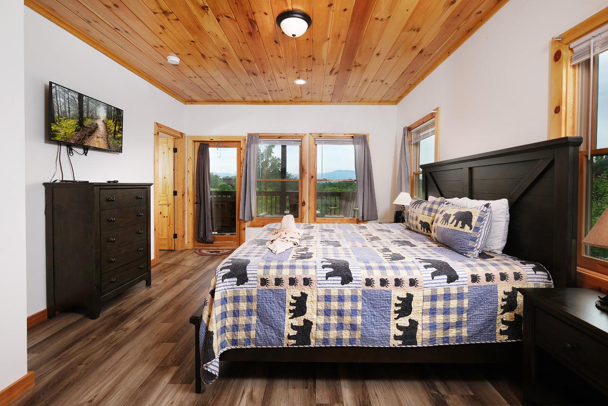 Smokey's Hideaway 