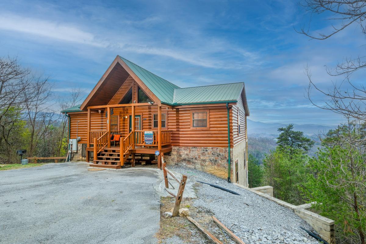 Peaceful View Cabin