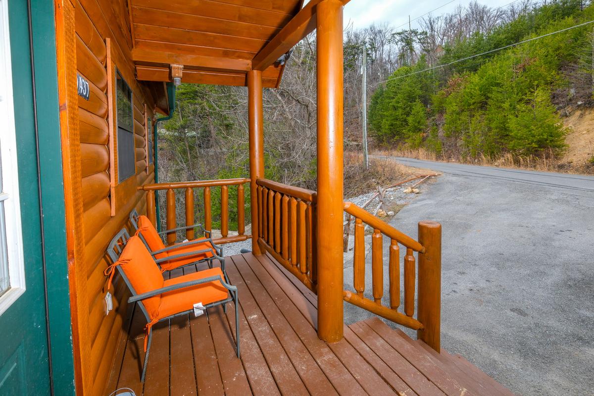 Peaceful View Cabin