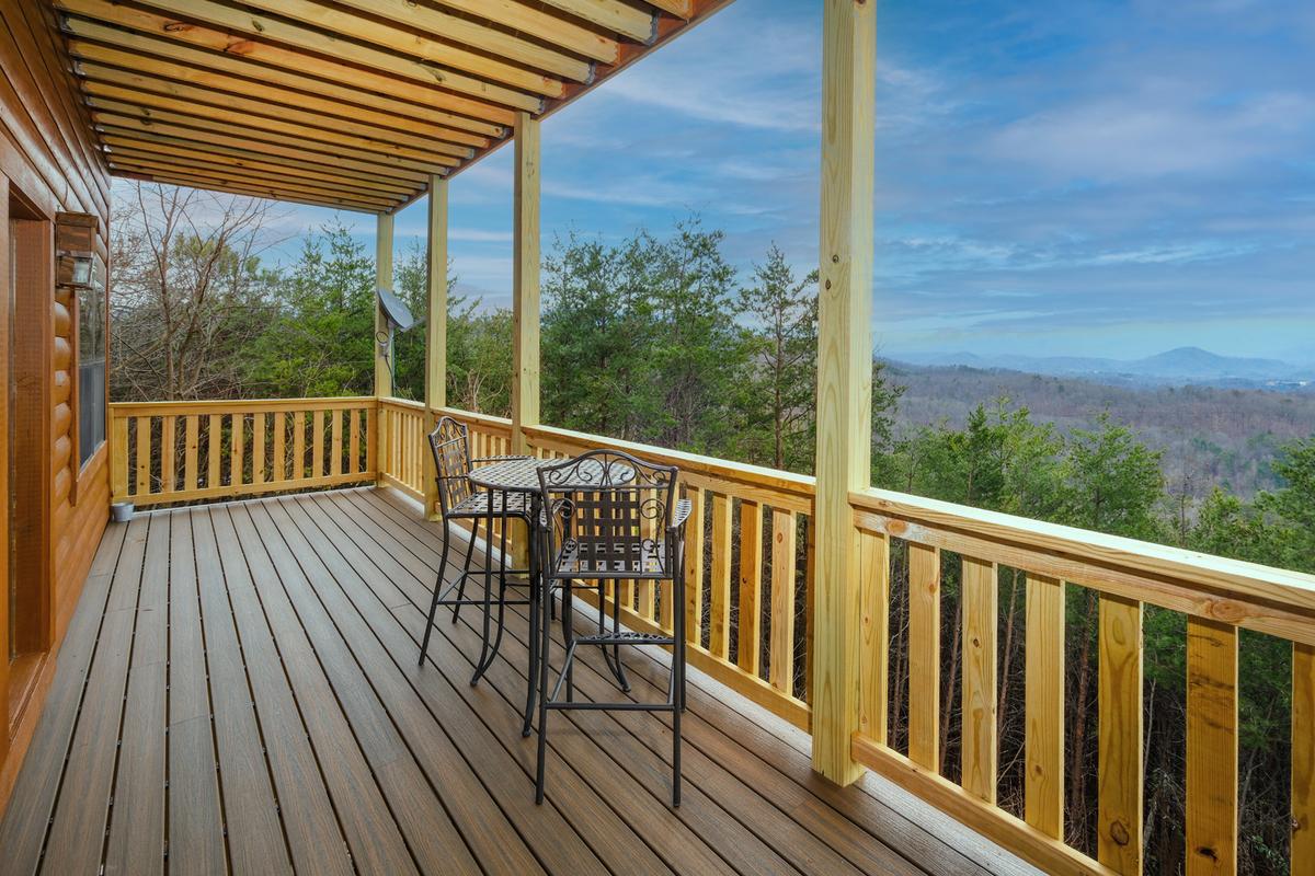 Peaceful View Cabin