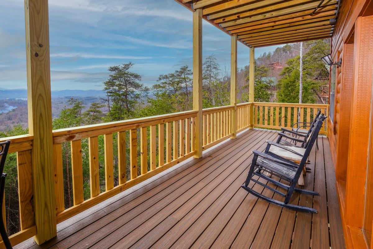 Peaceful View Cabin