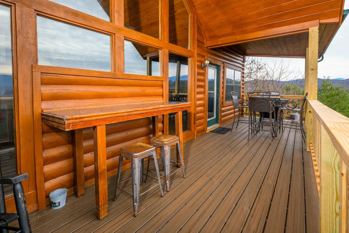 Peaceful View Cabin
