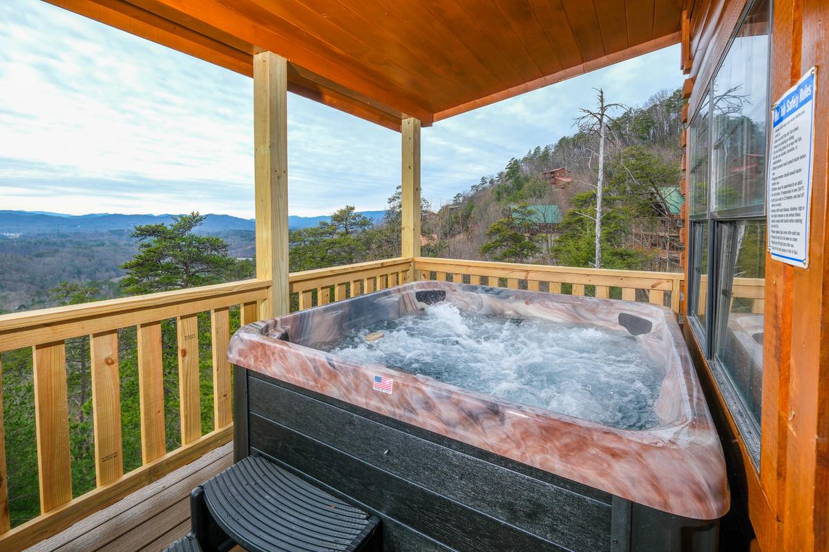 Peaceful View Cabin