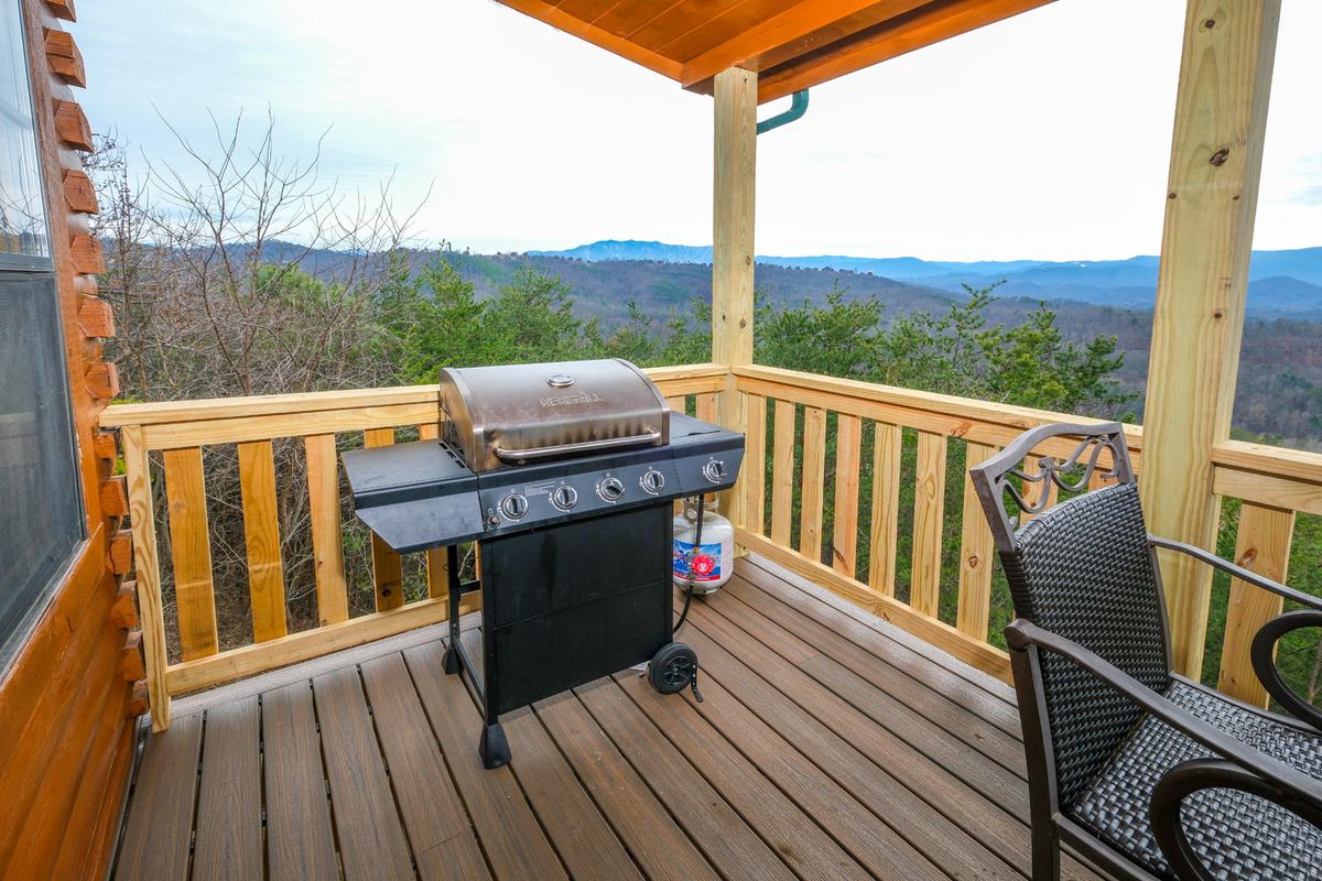 Peaceful View Cabin
