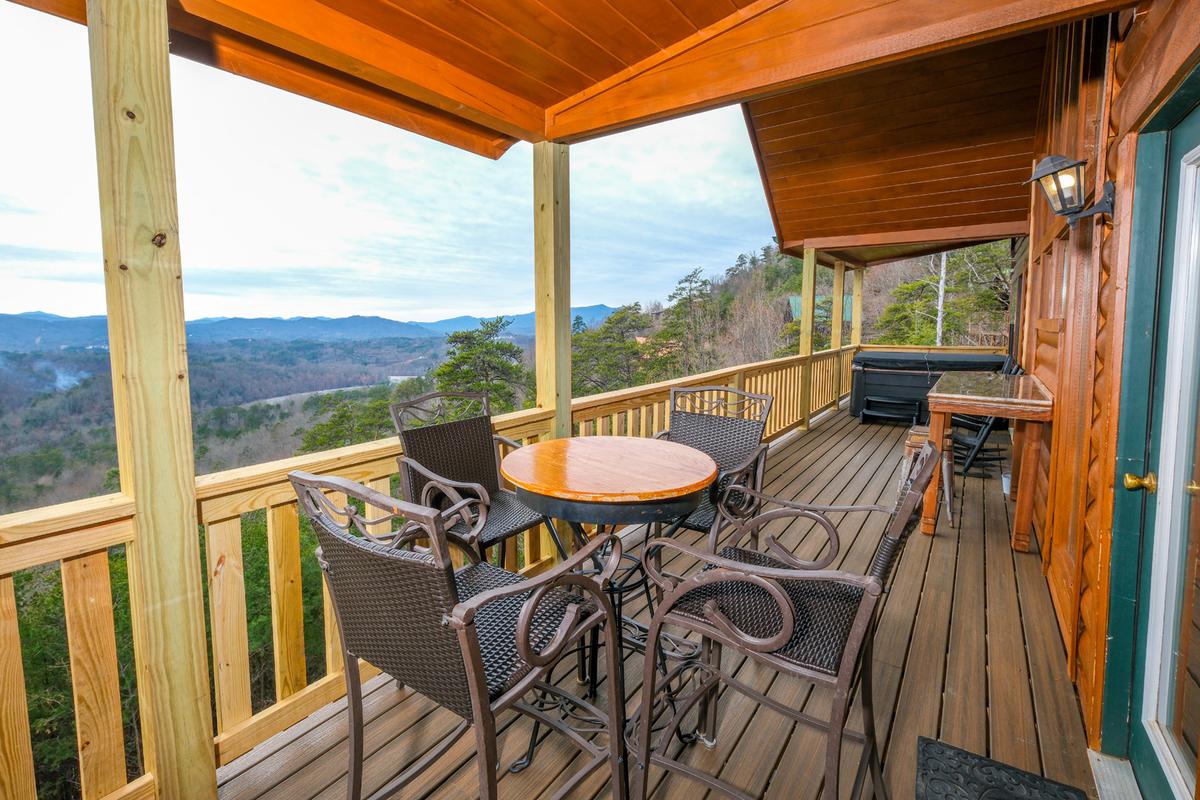 Peaceful View Cabin