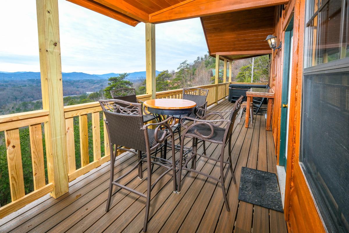 Peaceful View Cabin