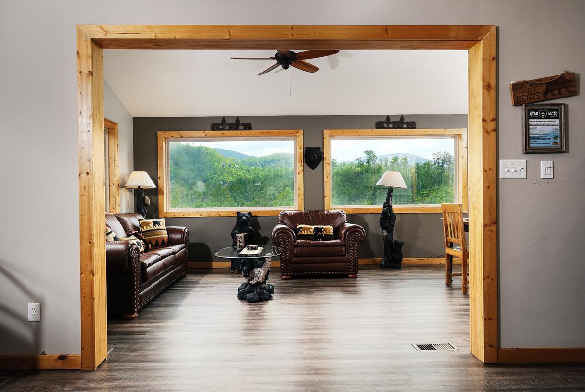 Honey Bear Lodge