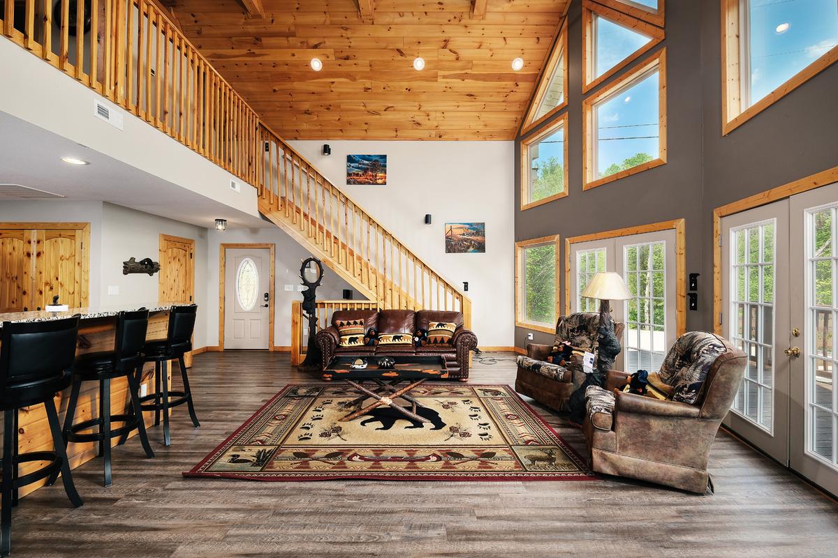 Honey Bear Lodge