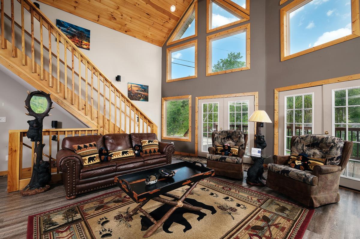 Honey Bear Lodge