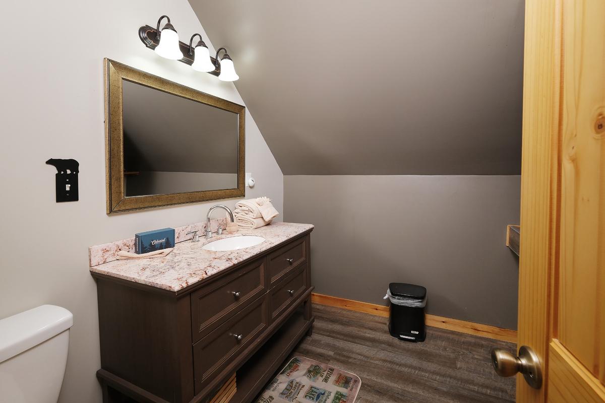 Honey Bear Lodge