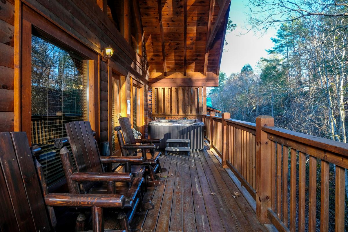 Creekside Delight | Photo 59