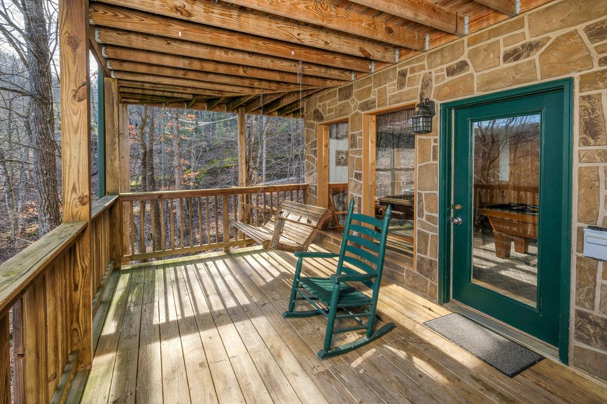 Happy Daze In The Valley 