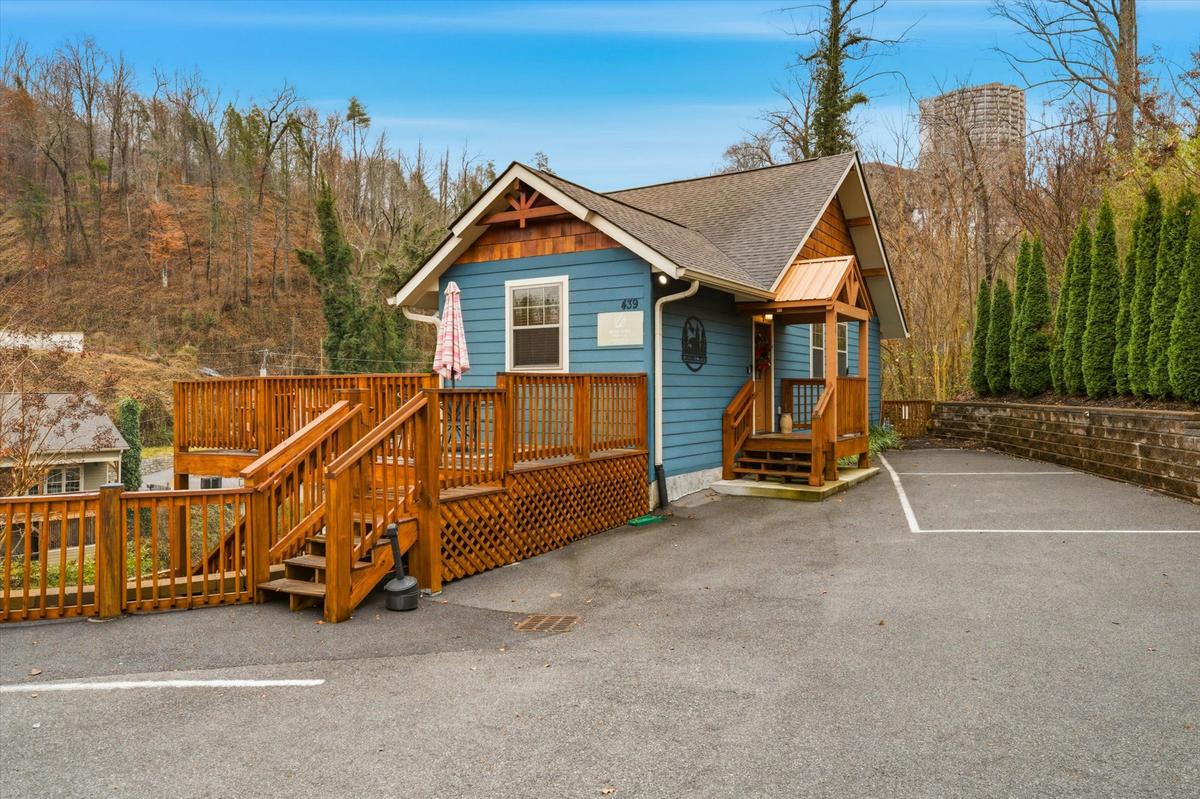 Blue Bird Hideaway 2