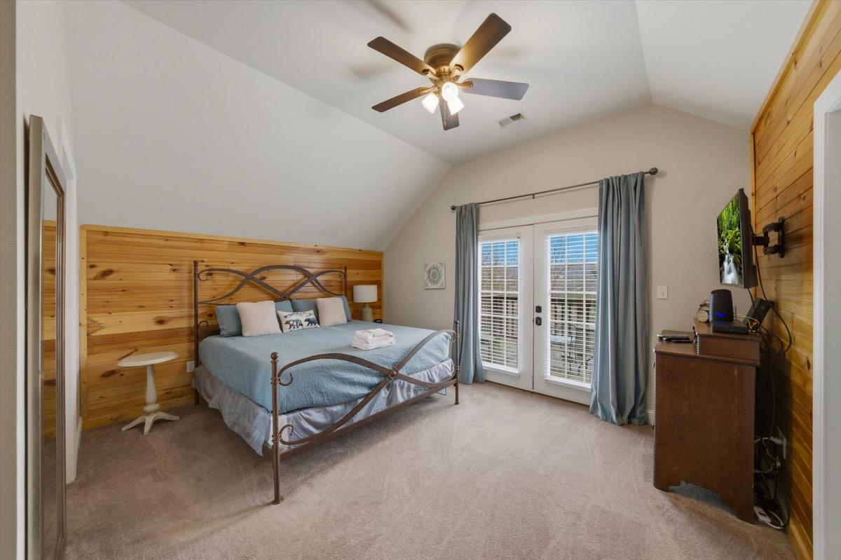 Hummingbird Hideaway