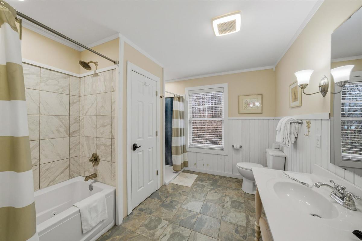 Hummingbird Hideaway