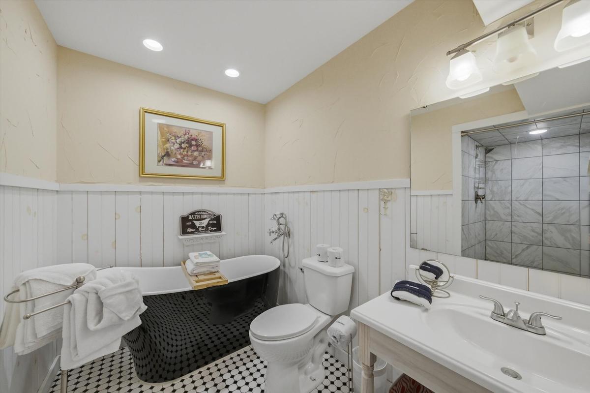 Hummingbird Hideaway