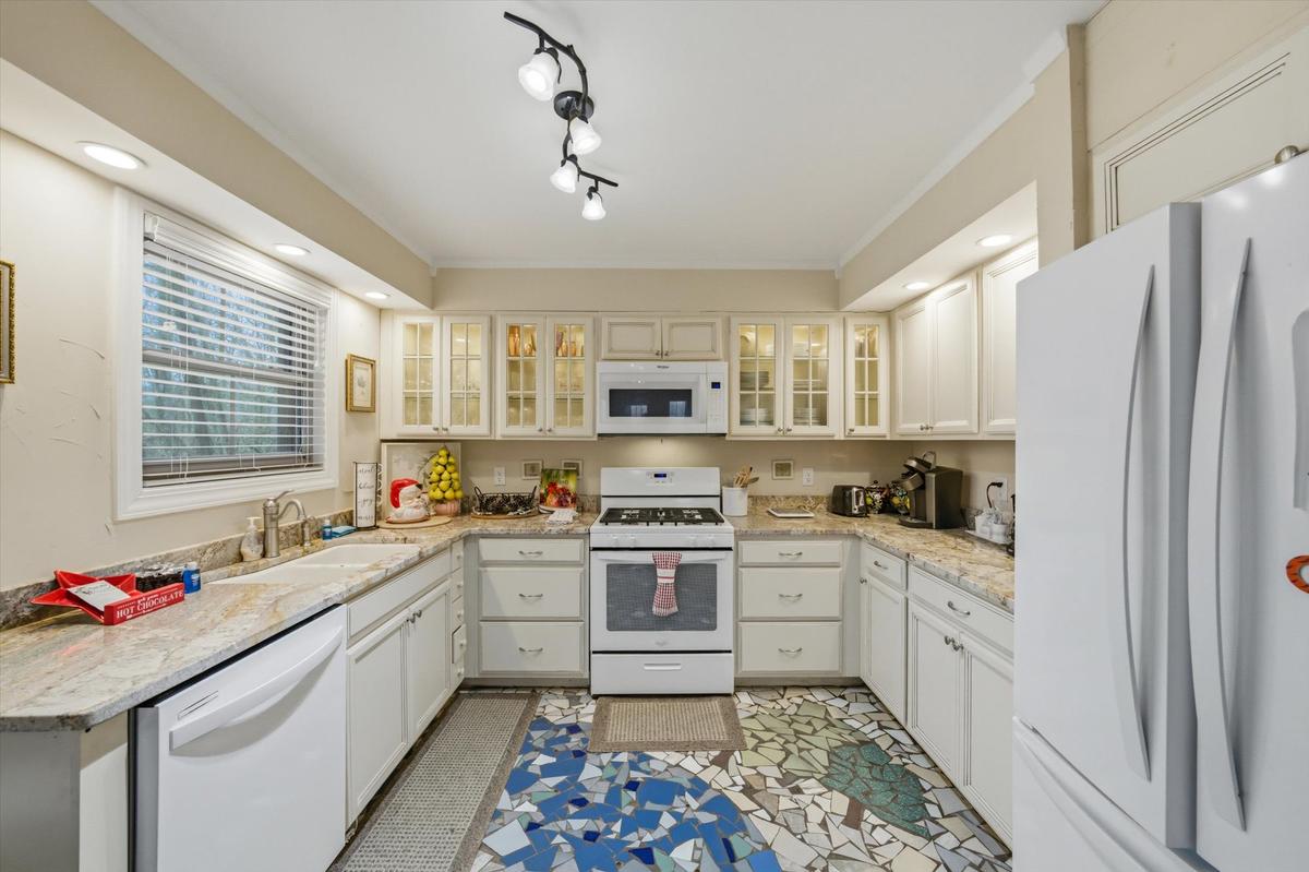 Hummingbird Hideaway