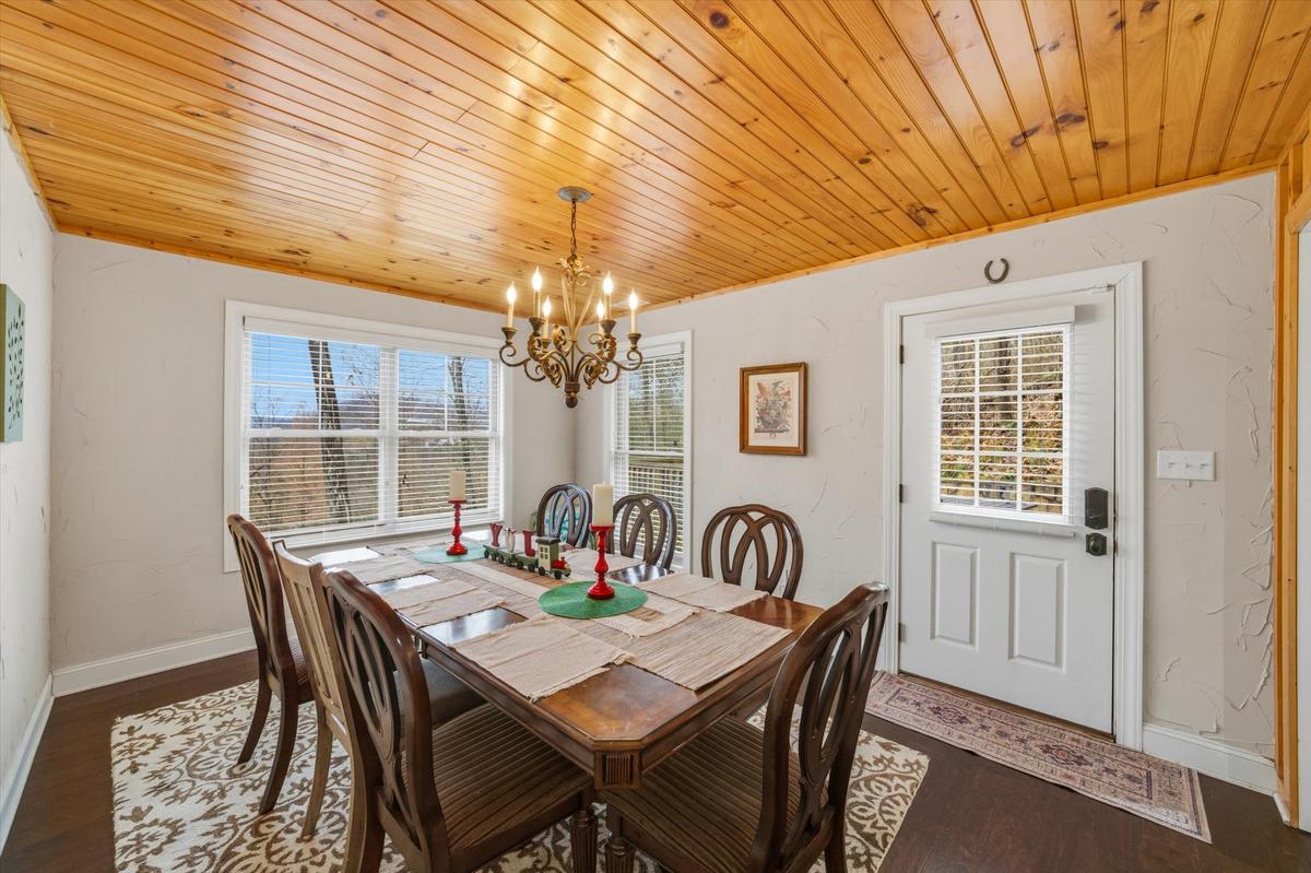 Hummingbird Hideaway 5