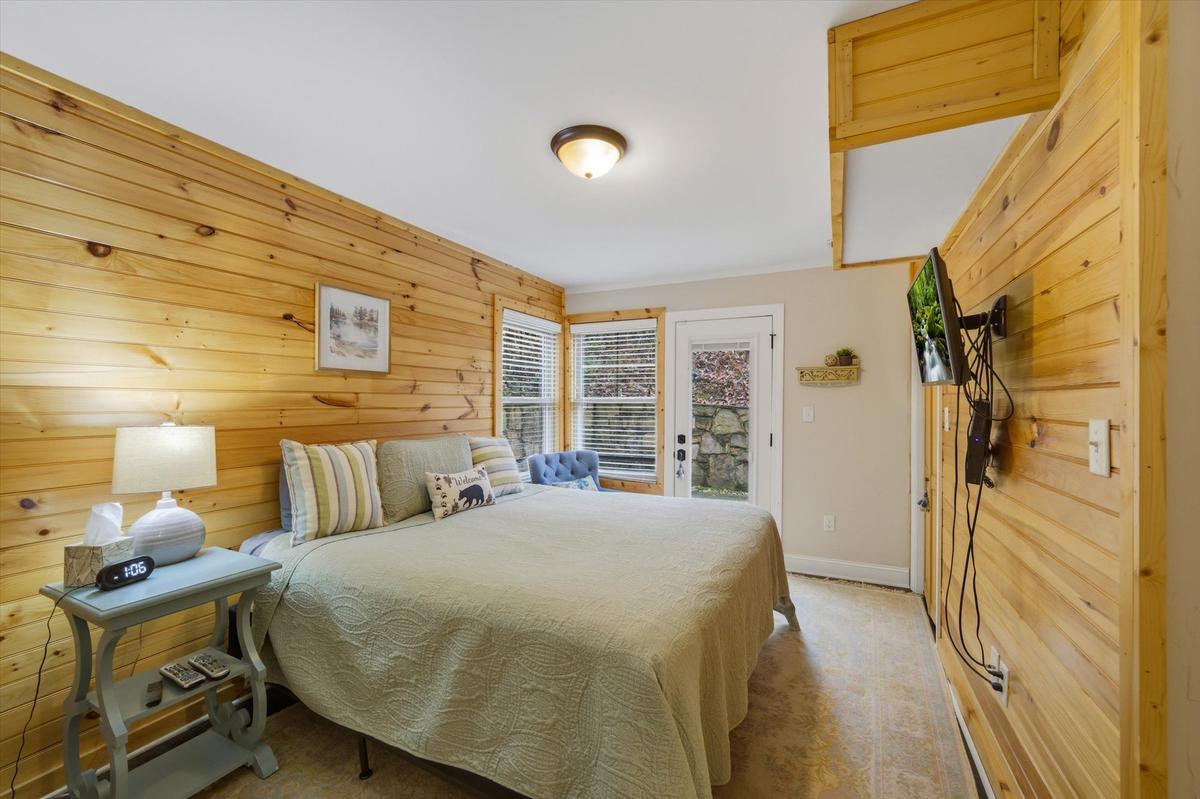 Hummingbird Hideaway