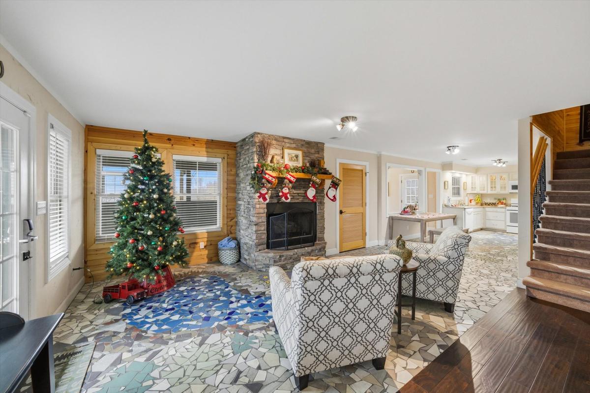 Hummingbird Hideaway 2