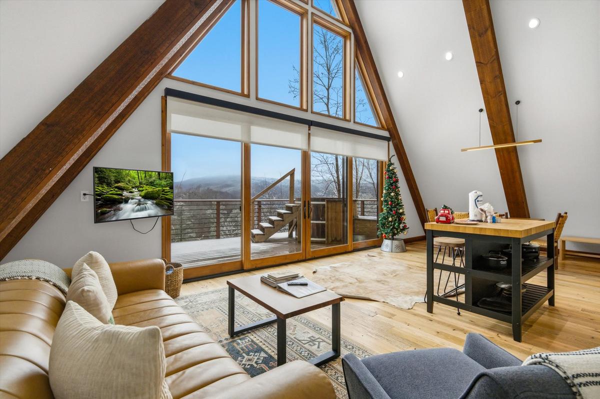 Little Fox Hideaway 3