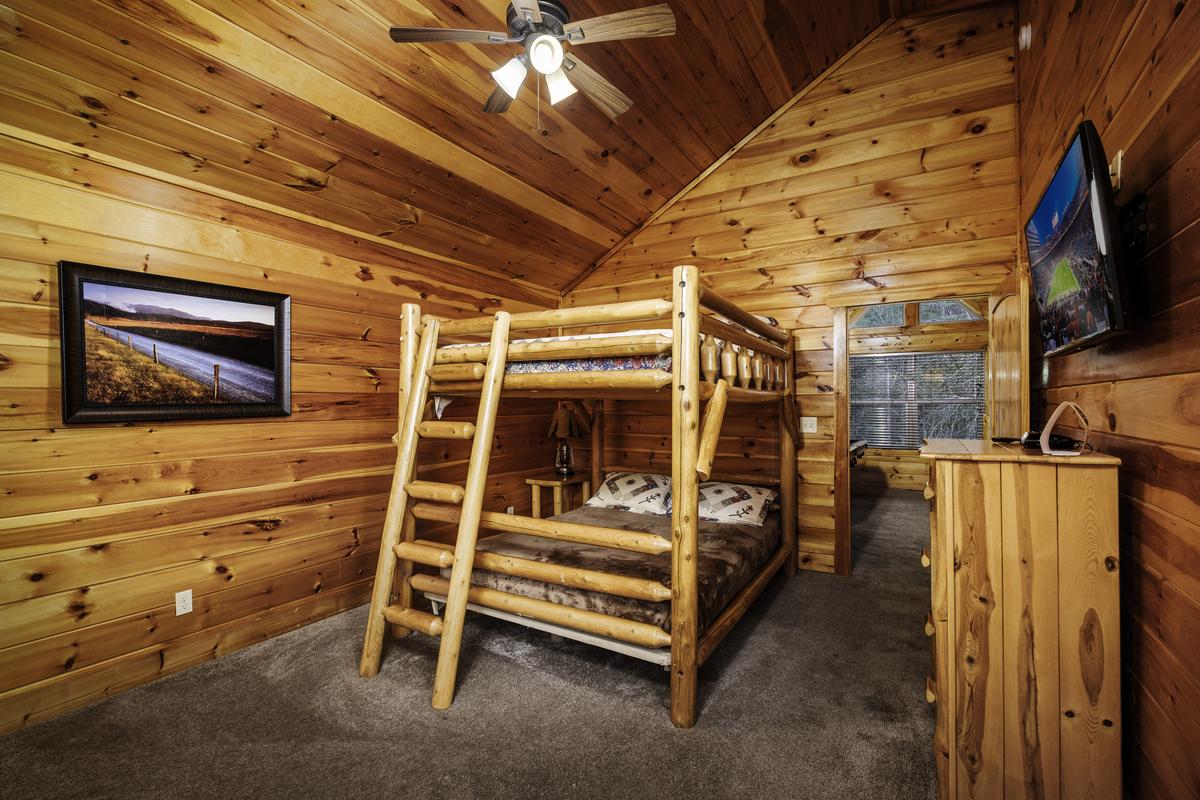 A Bear Creek Plunge | Photo 38