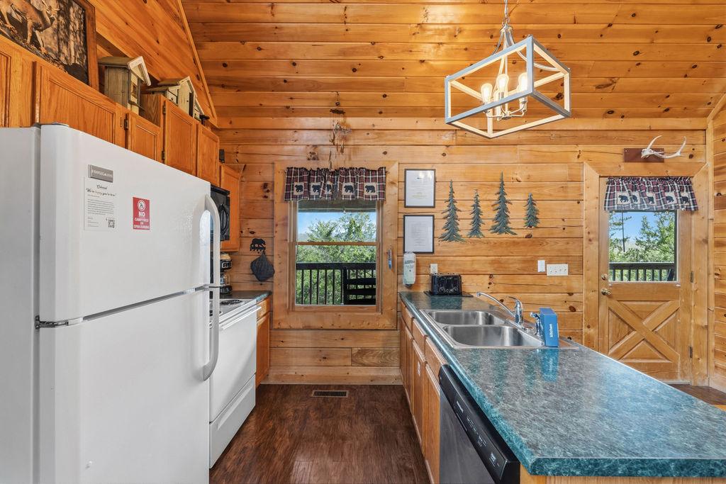 Still Water Hideaway | Photo 13