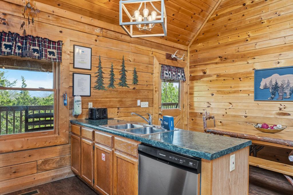 Still Water Hideaway | Photo 15