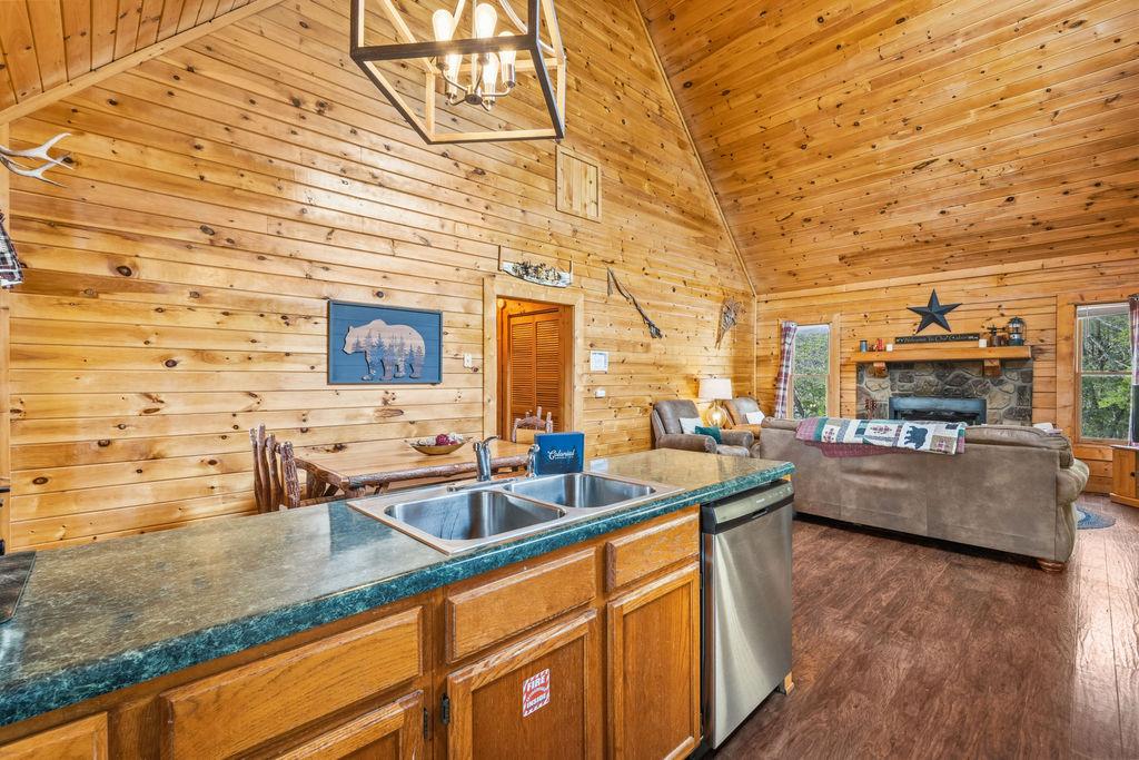 Still Water Hideaway | Photo 16