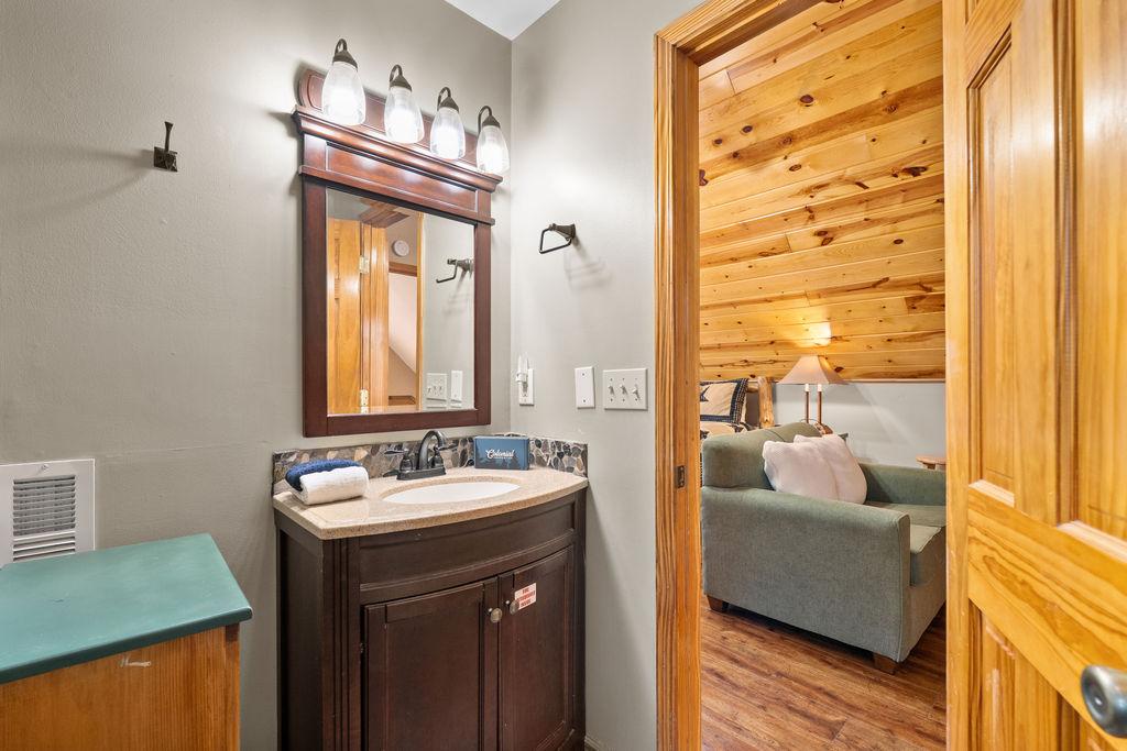 Maple Top | Photo 21