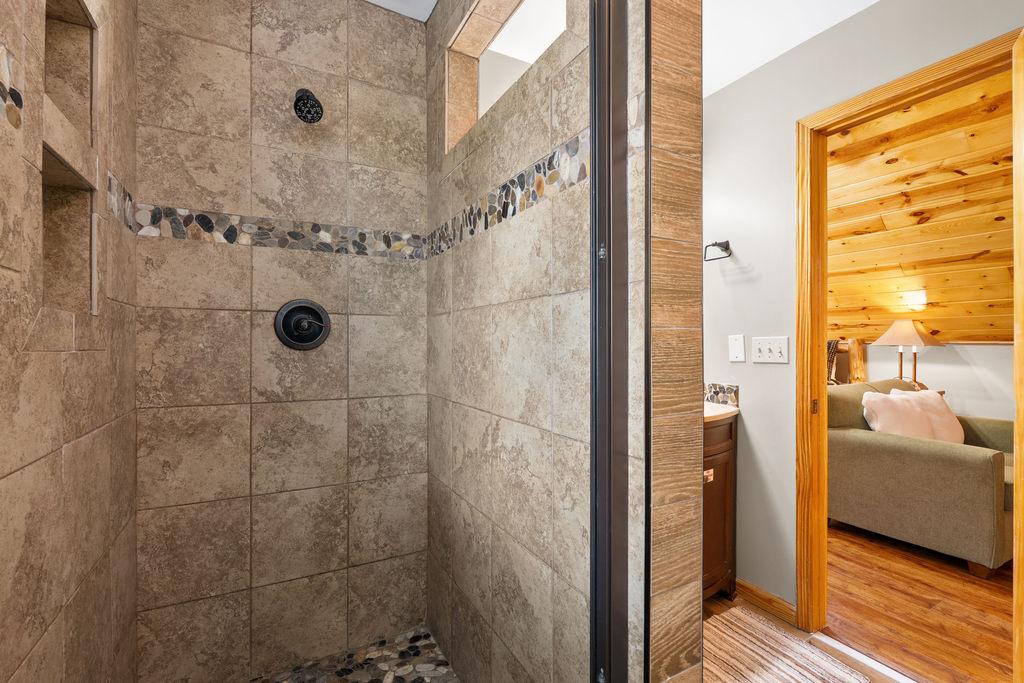 Maple Top | Photo 22