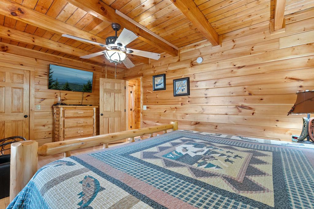 Bear's Den | Photo 23