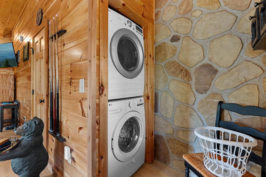 Bear's Den | Photo 32