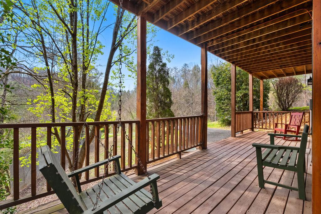 Bear's Den | Photo 42