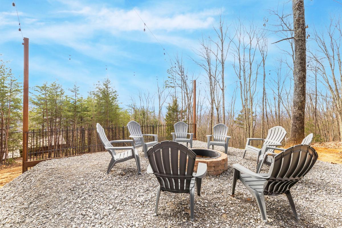 Creation on Display | Photo 4