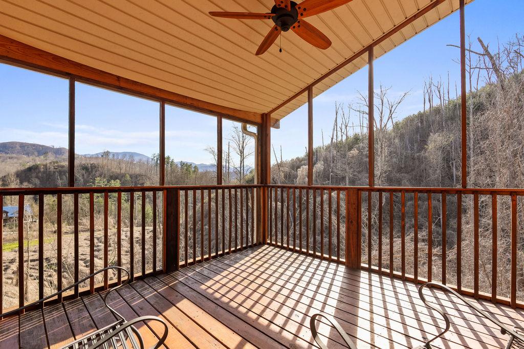 Honey Bear Lodge | Photo 58