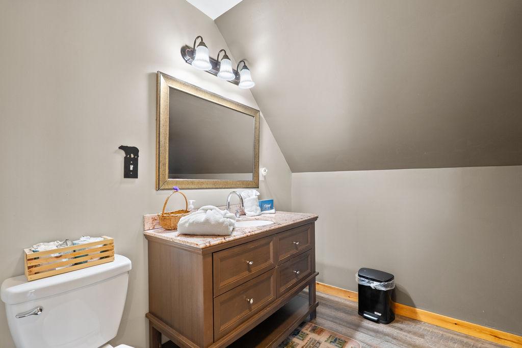 Honey Bear Lodge | Photo 24