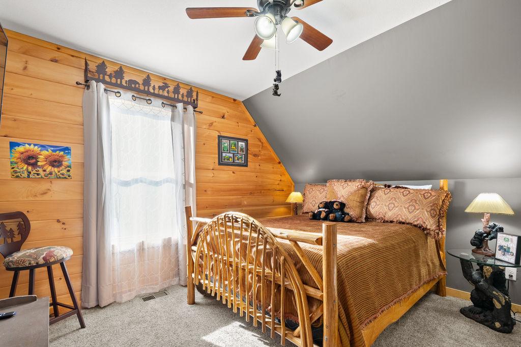 Honey Bear Lodge | Photo 25