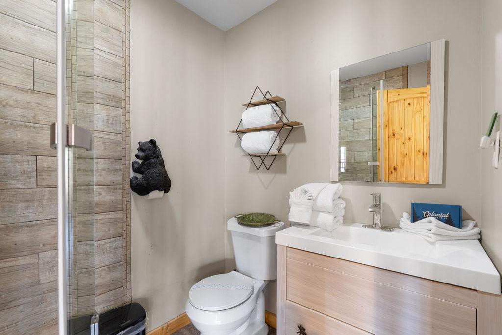 Honey Bear Lodge | Photo 31