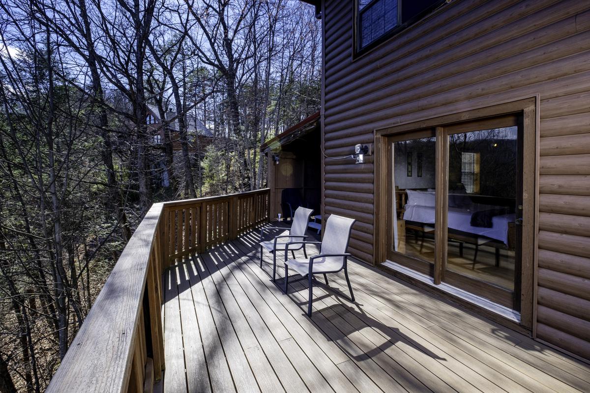 A Mountain Hideaway | Photo 38