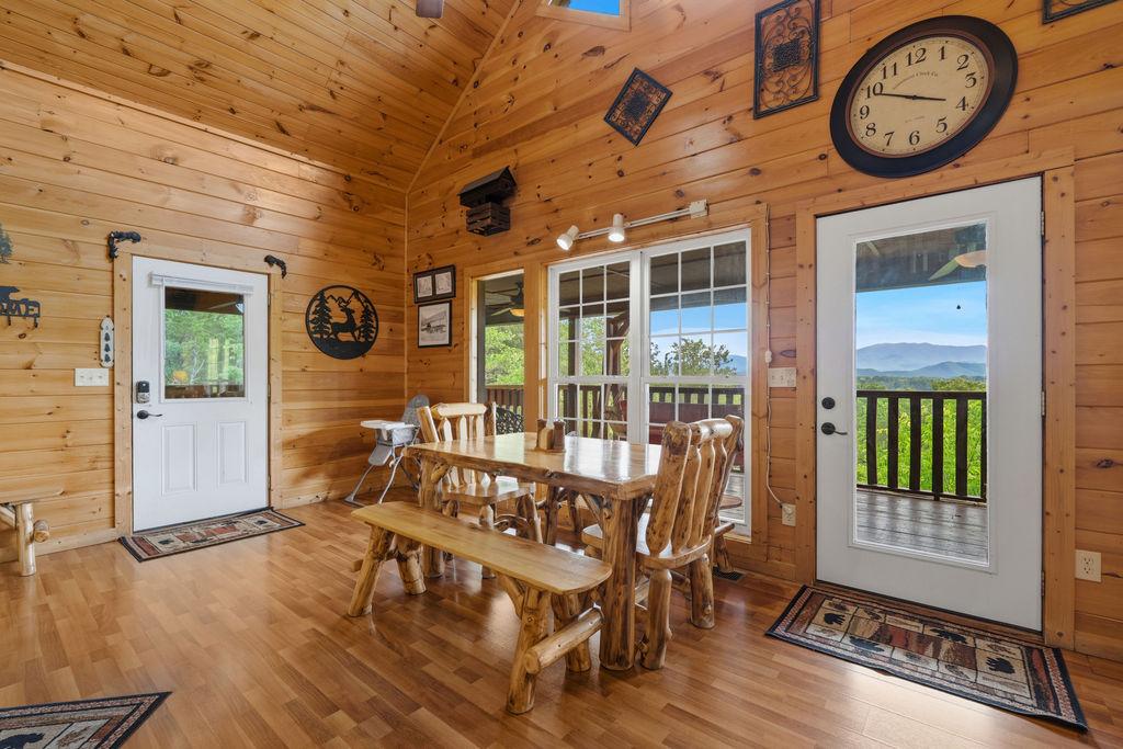 Cabin T | Photo 15