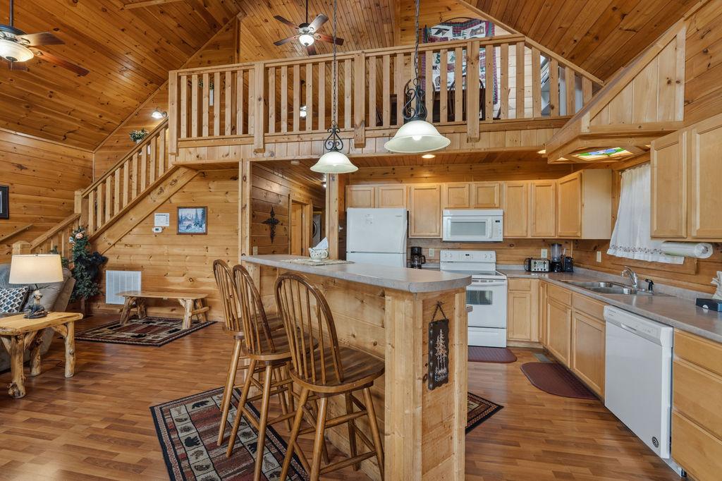 Cabin T | Photo 10
