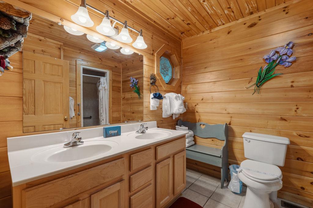 Cabin T | Photo 21
