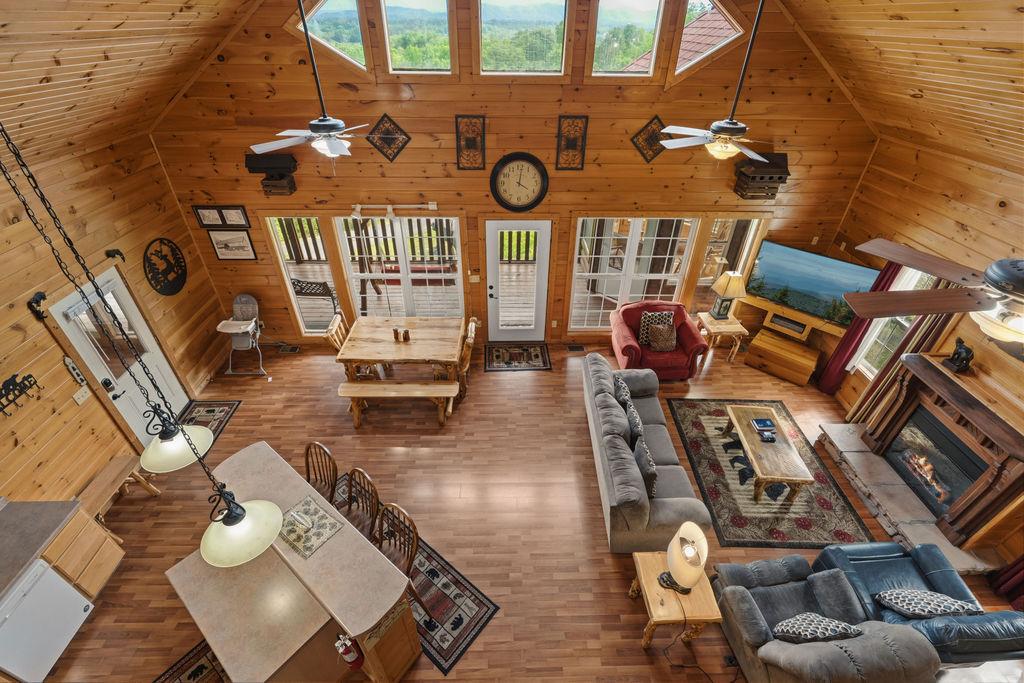 Cabin T | Photo 8