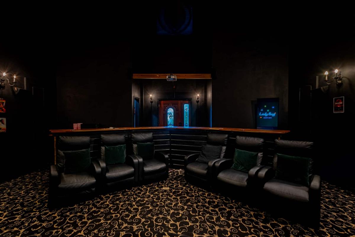 Gatlinburg Movie Mansion | Photo 2